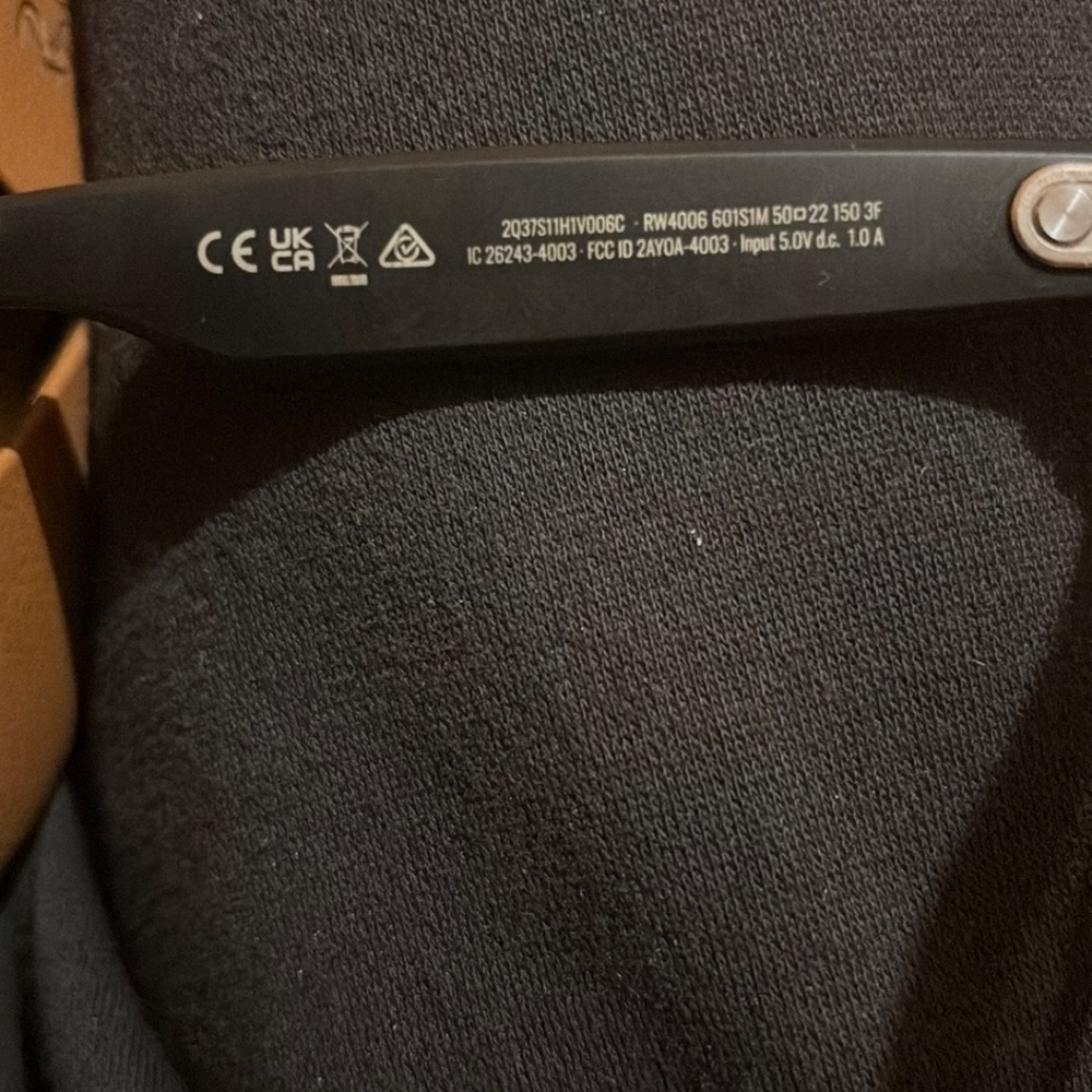 Meta-Ray-Ban AI smart glasses - Picture 3 of 8